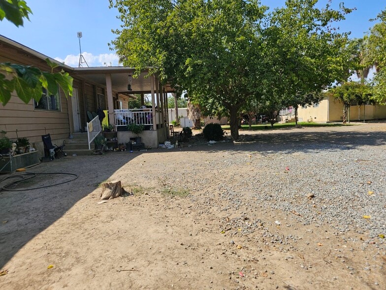 14398 Avenue 88, Pixley, CA for sale - Building Photo - Image 2 of 37