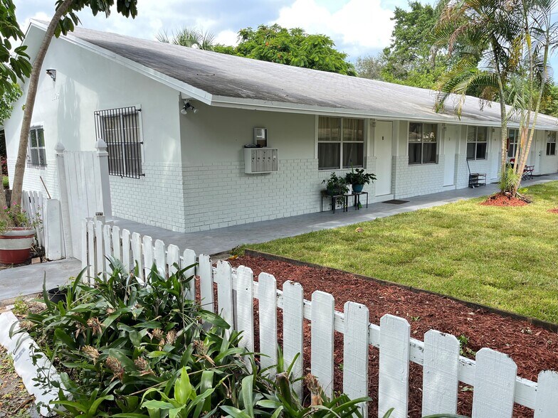 1106 NE 5th Ave, Fort Lauderdale, FL à vendre - Photo du bâtiment - Image 3 de 16