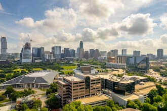 811 Barton Springs Rd, Austin, TX - Aerial map view