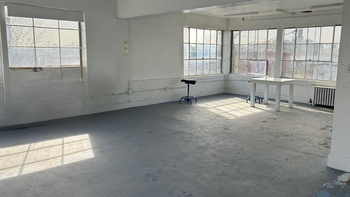 95 Lombardy St, Brooklyn, NY à louer Photo intérieure- Image 1 de 4