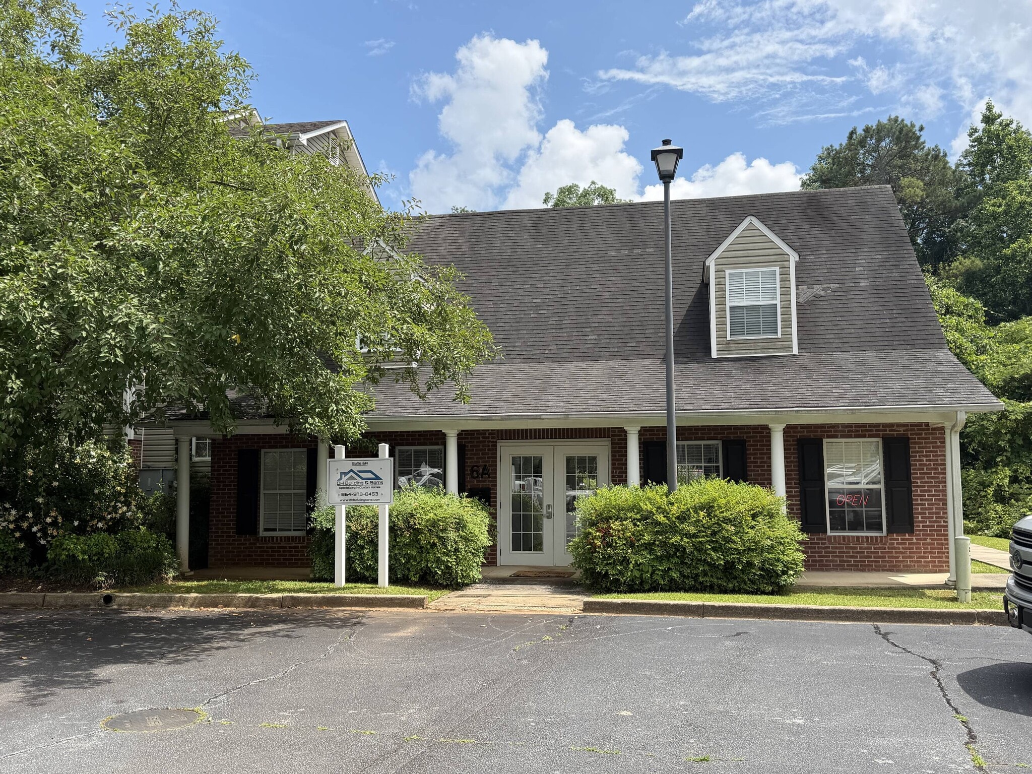 6a Accountants cir, Seneca, SC for lease Building Photo- Image 1 of 14