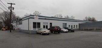 51-77 Tec St, Hicksville NY - Entrepôt