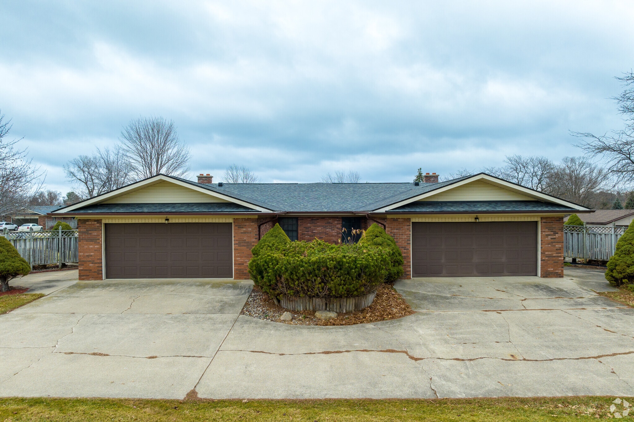 1571 N Hickory Rd, Owosso, MI for sale Building Photo- Image 1 of 28