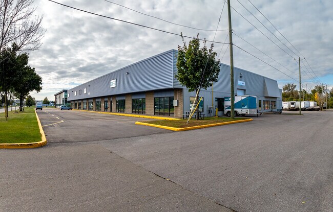 More details for 5130 Rue Rideau, Québec, QC - Industrial for Lease