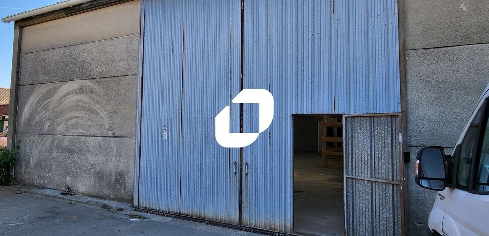 Flex in Roubaix for lease - Building Photo - Image 3 of 8