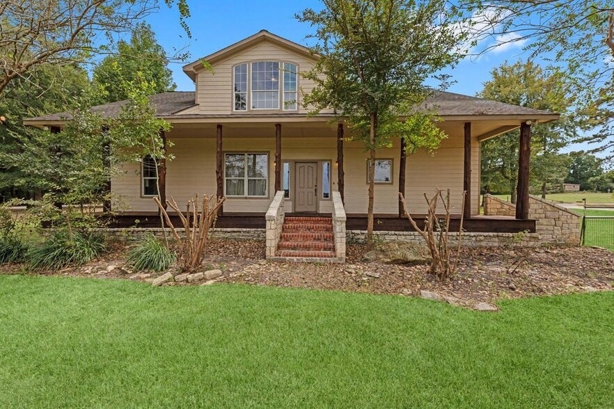 1250 S Pine Lake Rd, Montgomery, TX for sale - Primary Photo - Image 1 of 15