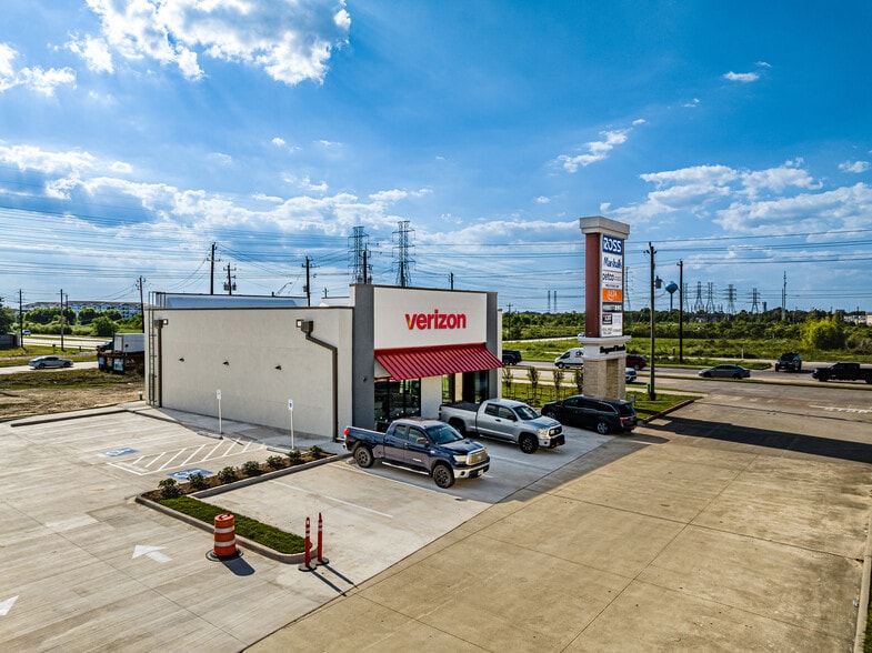 365 FM 518 Rd, Kemah, TX for sale - Primary Photo - Image 1 of 6