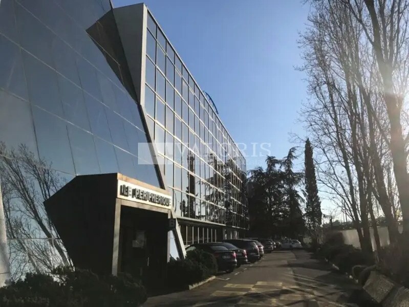 2 Bis Rue Monge, Villeurbanne for lease Building Photo- Image 1 of 3