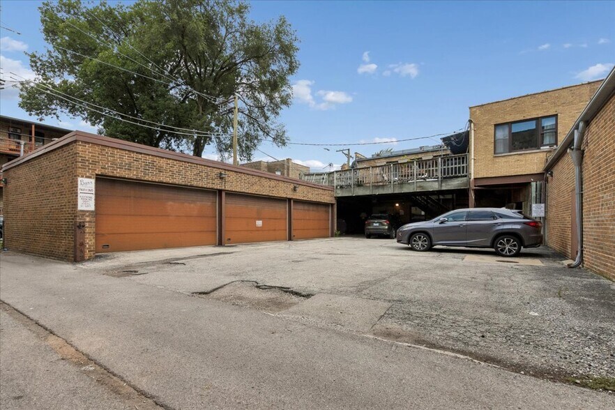 6222 N Broadway St, Chicago, IL à vendre - Photo du bâtiment - Image 3 de 10