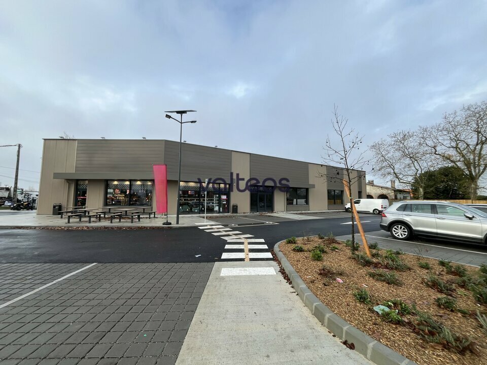 2141 Route Des Platanes, Merville for lease Building Photo- Image 1 of 6