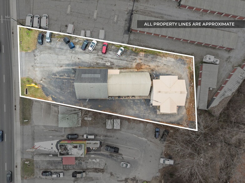 1959 Fort Campbell Blvd, Clarksville, TN for sale - Aerial - Image 3 of 50