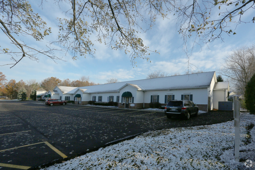 37303-37315 Harvest Dr, Avon, OH à vendre - Photo principale - Image 1 de 1