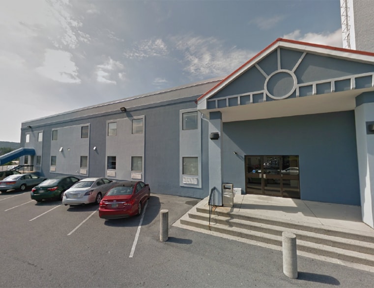 1501 Lehigh St, Allentown, PA for lease - Building Photo - Image 3 of 9