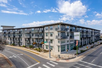 Plus de détails pour 403 E Koenig Ln, Austin, TX - Commerce de détail à louer