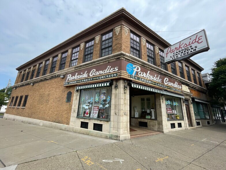 3208 Main St, Buffalo, NY à vendre - Photo du bâtiment - Image 1 de 7
