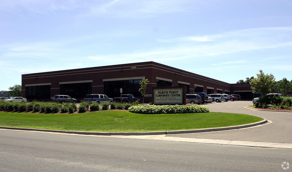 14601 N 27th Ave, Plymouth, MN for lease - Building Photo - Image 3 of 6