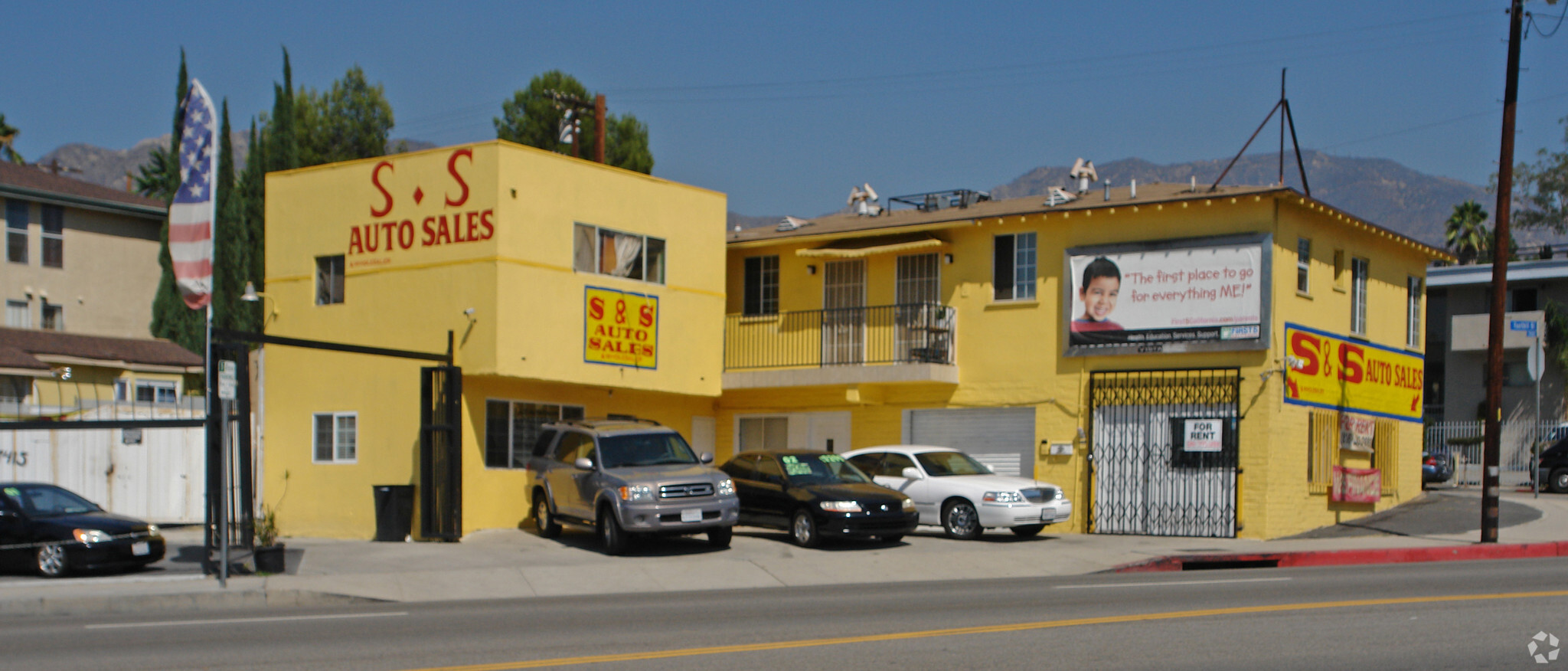 7401-7427 Foothill Blvd, Tujunga, CA à vendre Photo principale- Image 1 de 1