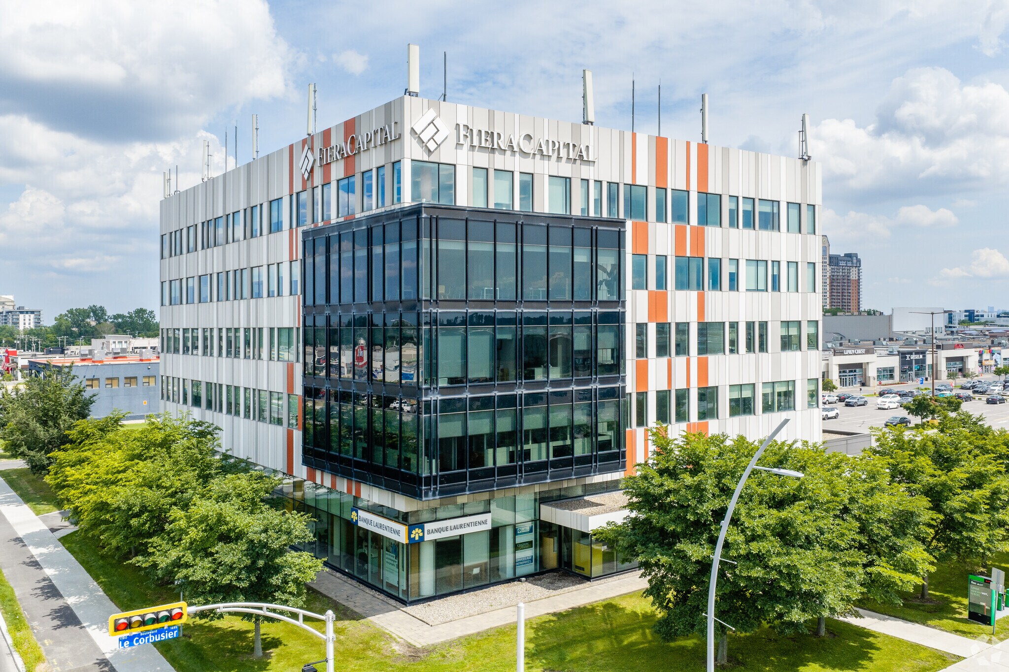 1699 Le Corbusier, Laval, QC for lease Primary Photo- Image 1 of 4