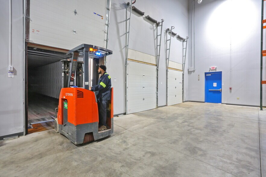 2205 Kenmore Ave, Tonawanda, NY à louer - Photo intérieure - Image 3 de 26