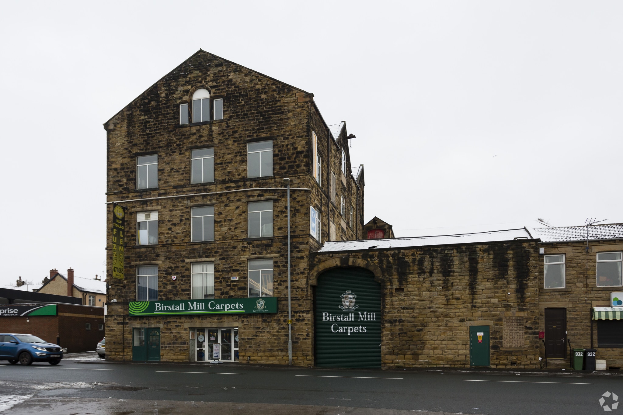 Bradford Rd, Batley for sale Primary Photo- Image 1 of 5