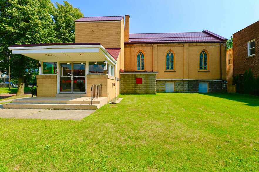 3189 Main St, Buffalo, NY à vendre - Photo du bâtiment - Image 2 de 81