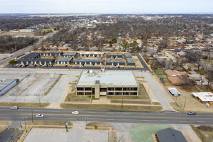 Former AT&T Call Center - Centre d’appels