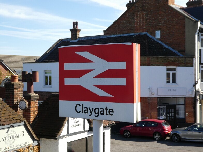 39-41 The Parade, Claygate à louer - Photo du bâtiment - Image 3 de 5