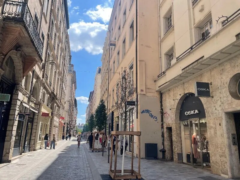 4 Rue Emile Zola, Lyon for lease Building Photo- Image 1 of 6