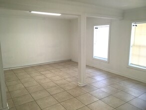 801-823 NW 57th St, Fort Lauderdale, FL for lease Interior Photo- Image 2 of 8