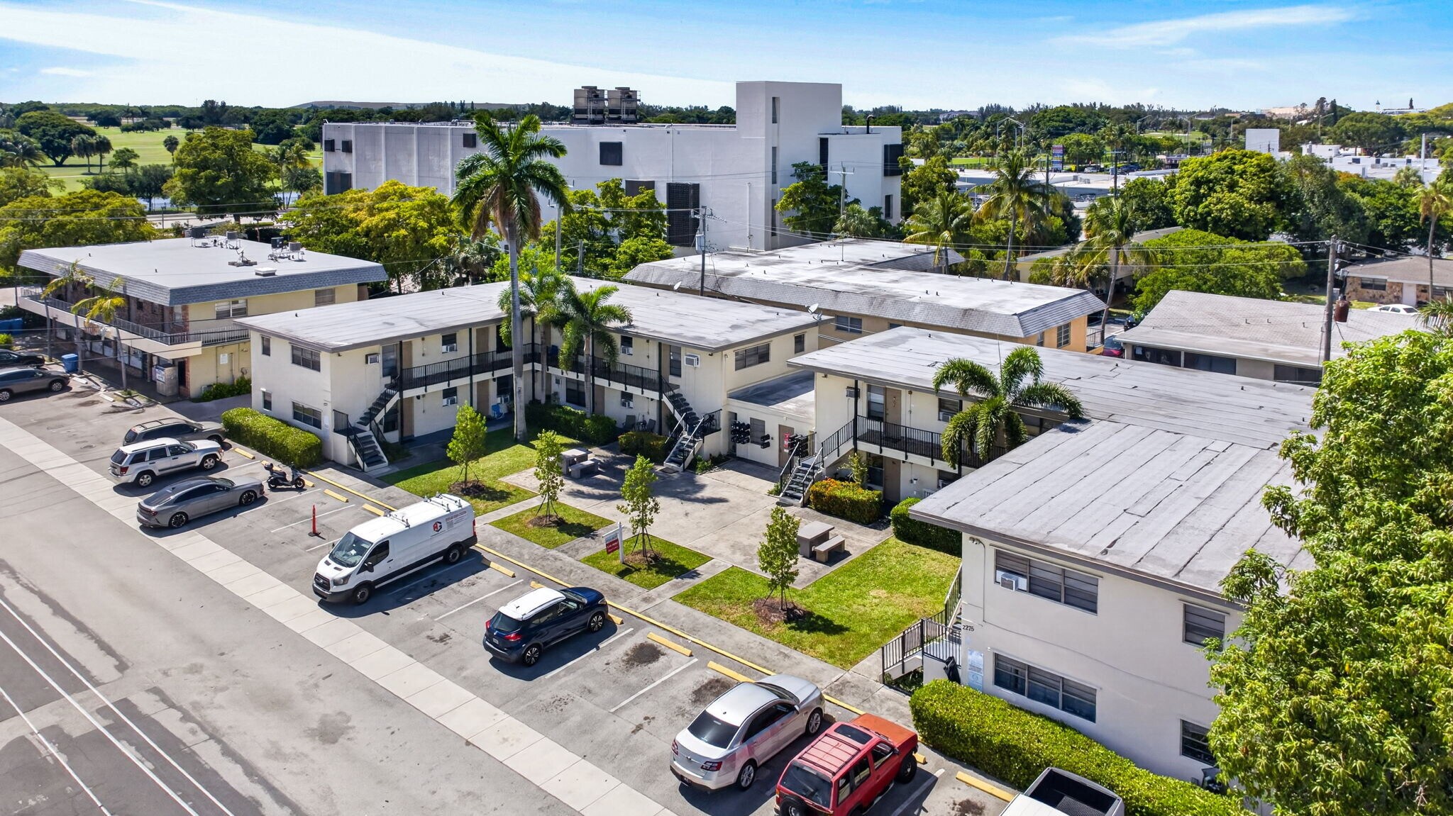 2275-2281 NE 12th St, Pompano Beach, FL à vendre Photo du bâtiment- Image 1 de 11