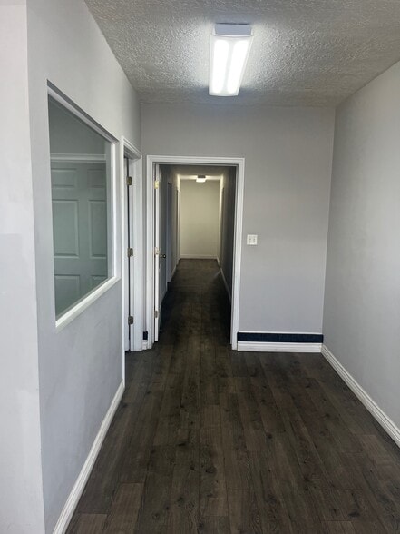 4343 W 7800 S, West Jordan, UT à louer - Photo du bâtiment - Image 3 de 11
