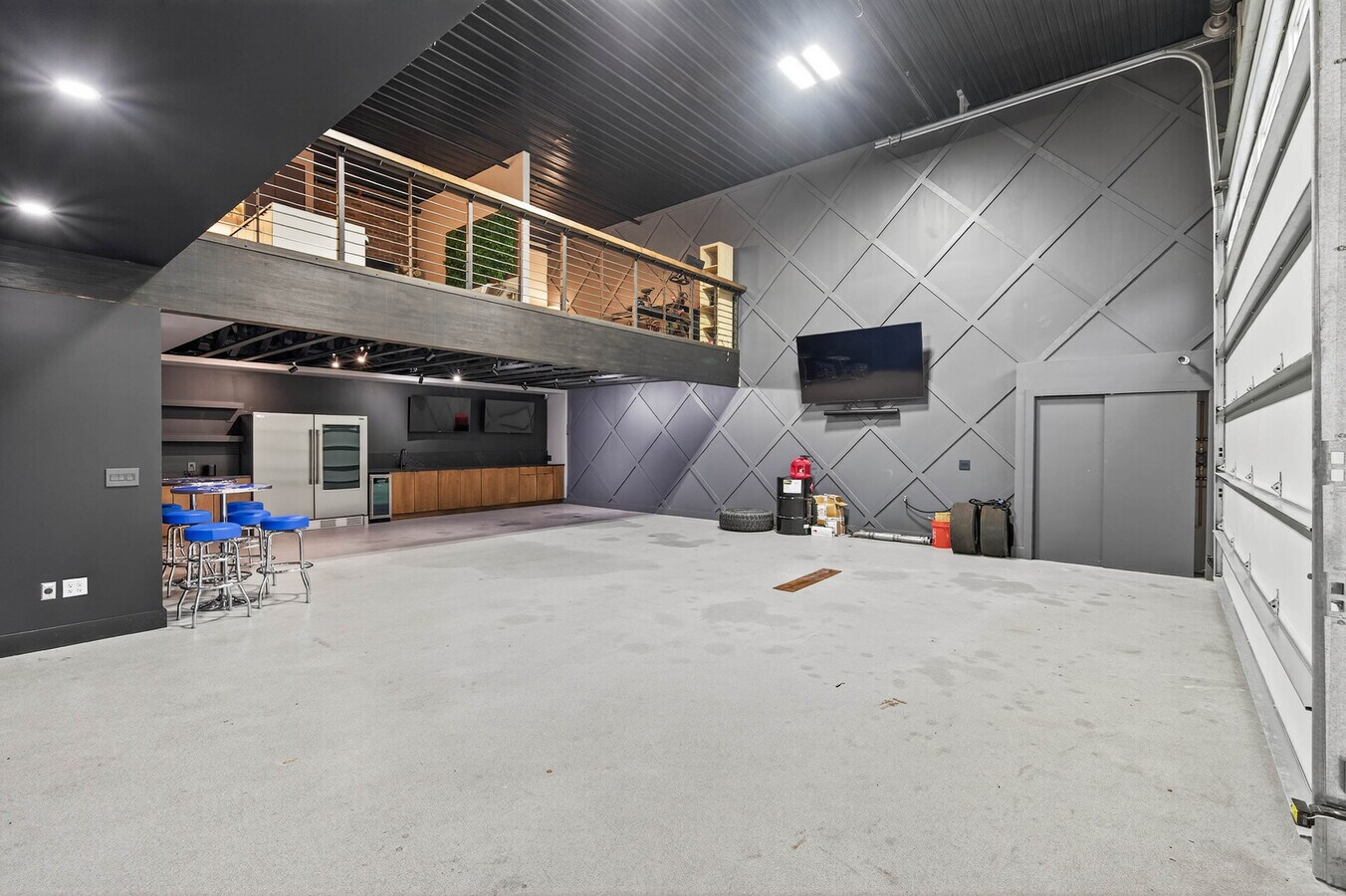 3620 Arrowhead #2 Dr, Medina, MN 55340 - Unit 2 -  - Interior Photo - Image 1 of 16