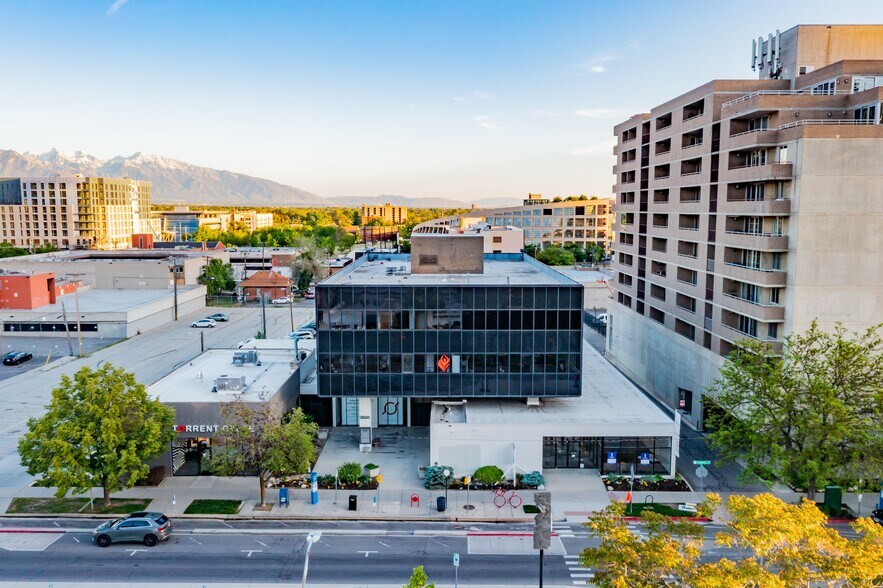 250 E Broadway, Salt Lake City, UT à louer - Photo du bâtiment - Image 3 de 10