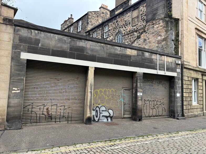 28 Queen Charlotte St, Edinburgh à vendre - Photo du bâtiment - Image 2 de 5