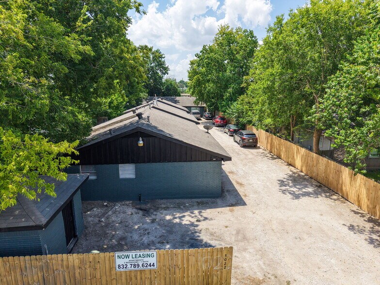 5022 Mallow St, Houston, TX à vendre - Photo du bâtiment - Image 2 de 30
