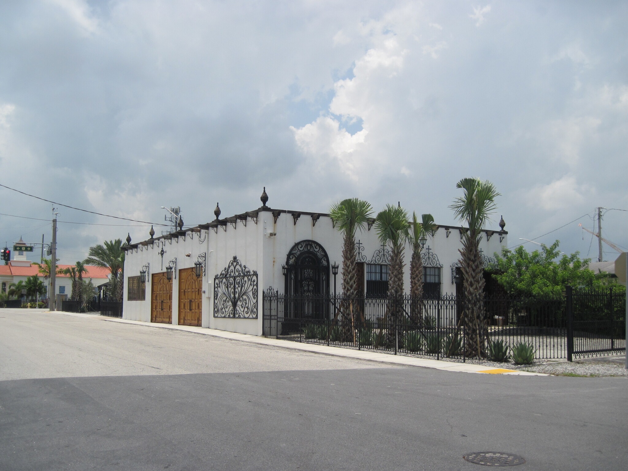 102 N Federal Hwy, Dania, FL for lease Building Photo- Image 1 of 9