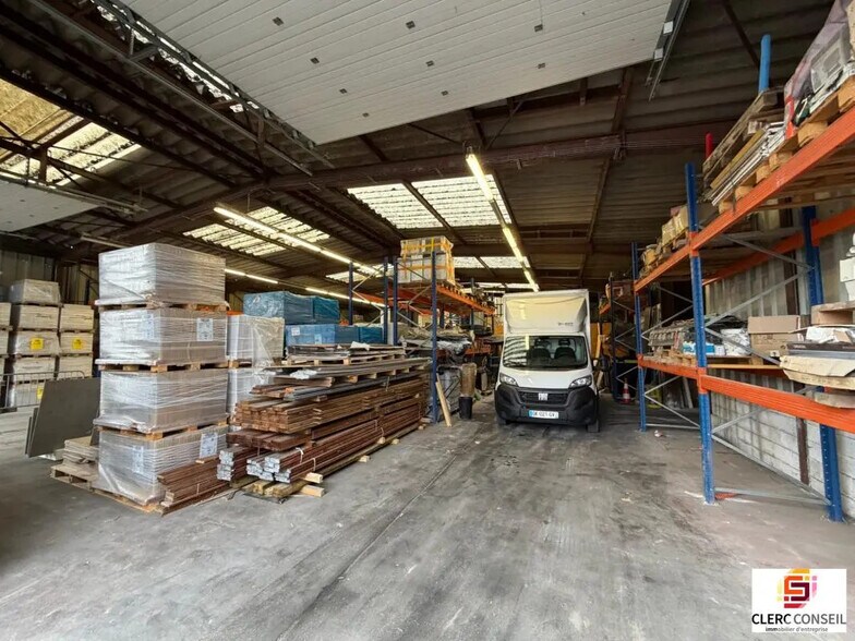 Flex in Sotteville-lès-Rouen for lease - Building Photo - Image 2 of 13