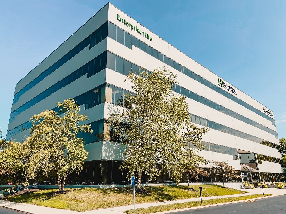 8500 Keystone Crossing, Indianapolis, IN à louer Photo du bâtiment- Image 1 de 5