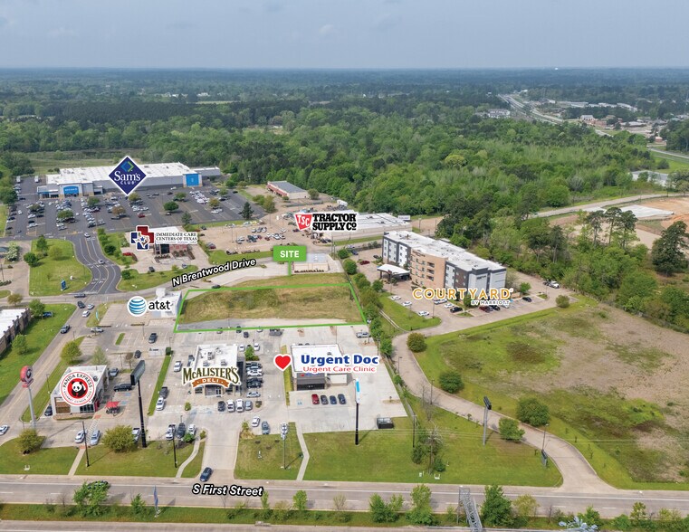 510 & 514 N Brentwood Drive, Lufkin, TX à vendre - Aérien - Image 2 de 5