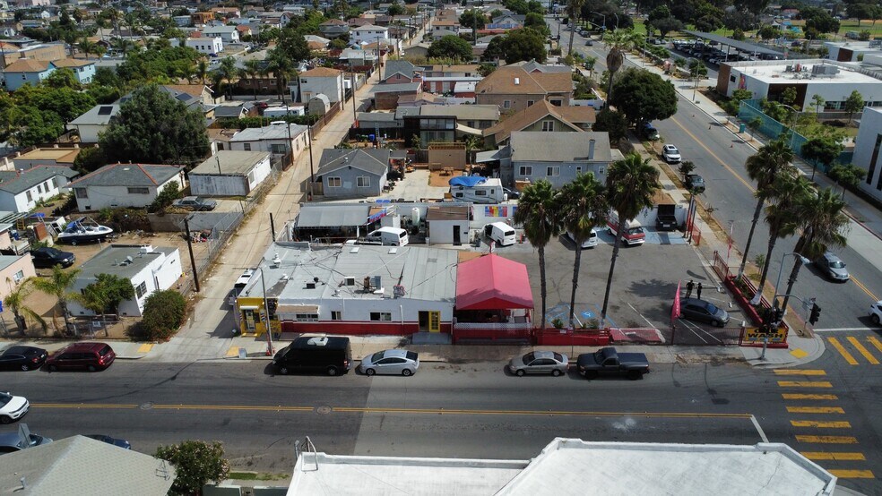 2802 Ocean View Blvd, San Diego, CA à vendre - Photo du bâtiment - Image 2 de 9