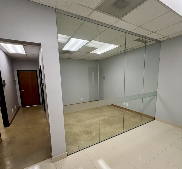 13154 Coit Rd, Dallas, TX à louer - Photo du bâtiment - Image 3 de 13