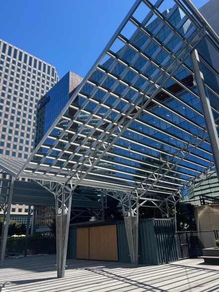 1150 Clay St, Oakland, CA for lease - Building Photo - Image 2 of 3