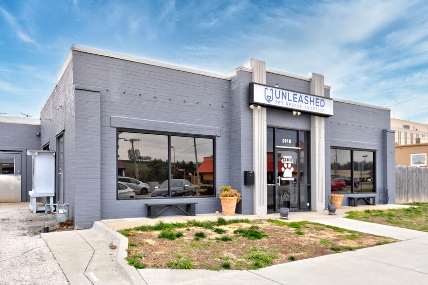 5918 Broadmoor St, Mission, KS for sale - Building Photo - Image 2 of 20