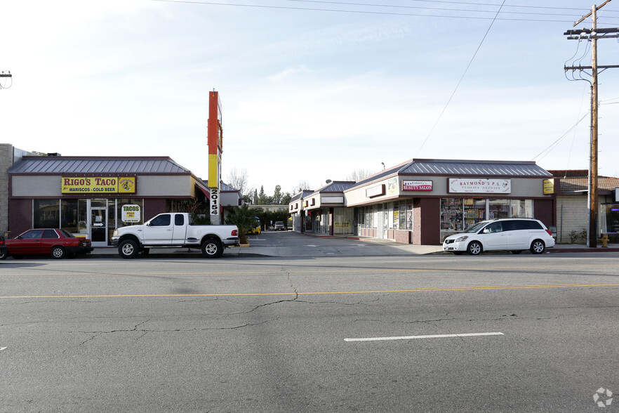 20154 Saticoy St, Winnetka, CA for lease - Building Photo - Image 1 of 7