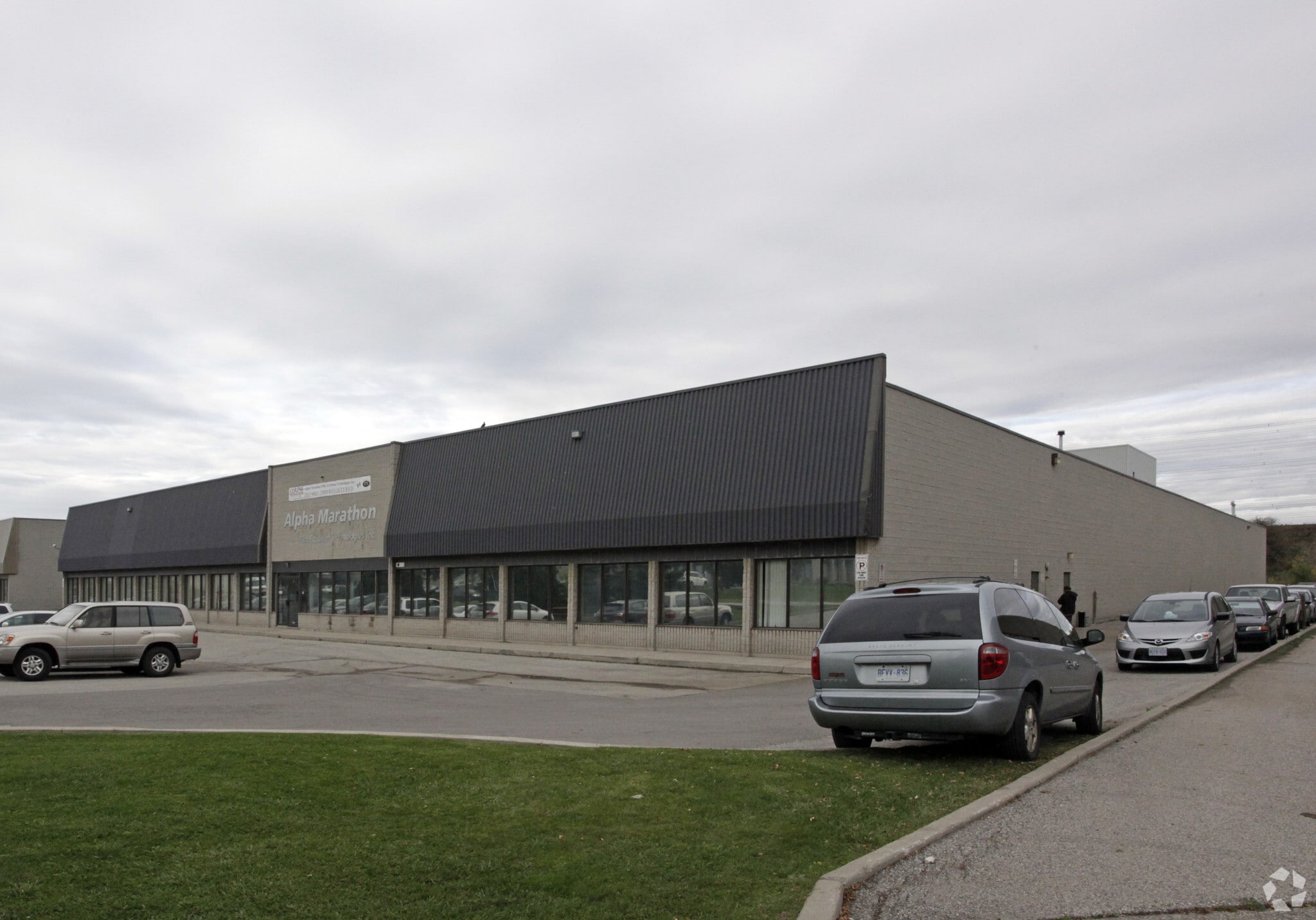 170 Hanlan Rd, Vaughan, ON for sale Primary Photo- Image 1 of 1