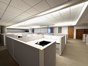 2100 Ponce De Leon Blvd, Coral Gables, FL for lease Interior Photo- Image 2 of 14