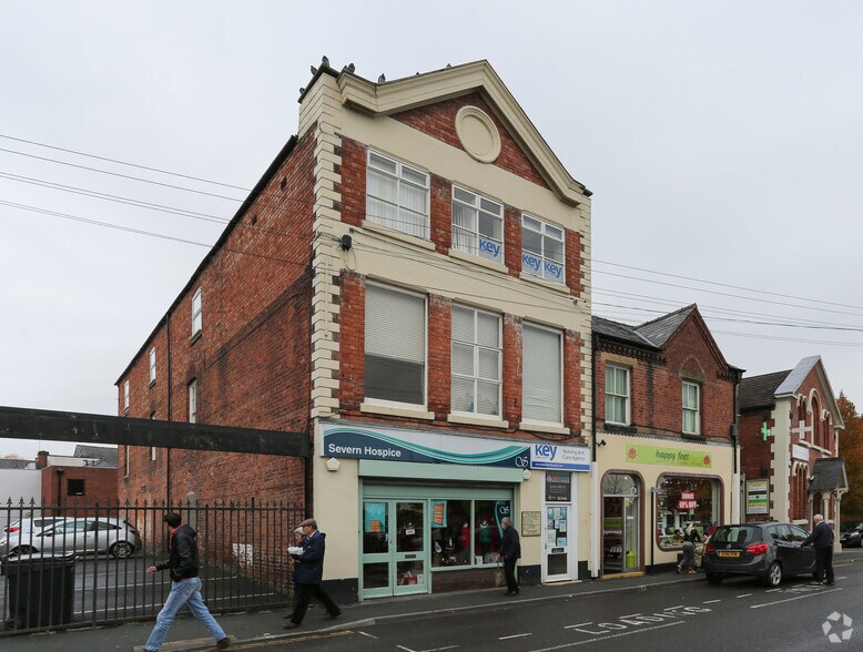 13 English Walls, Oswestry à louer - Photo du bâtiment - Image 2 de 2