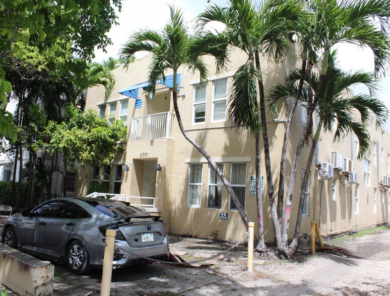 2001 S.W. 6th St, Miami, FL à vendre - Photo du bâtiment - Image 1 de 8