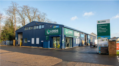 120 Oyster Ln, West Byfleet for lease Building Photo- Image 1 of 9