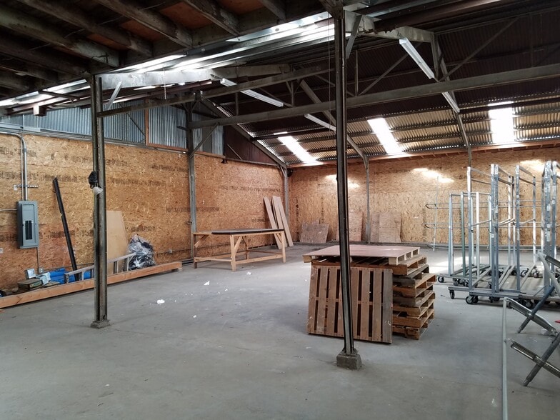 3407 Slauson Ave, Maywood, CA for lease - Interior Photo - Image 3 of 25